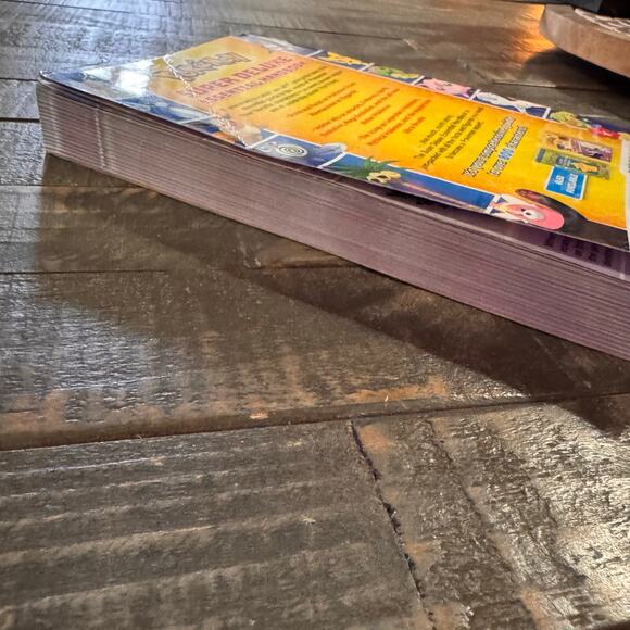 Super Deluxe Essential Handbook Pokémon Stats and Facts on Over 800 Characters - Picture 10 of 11